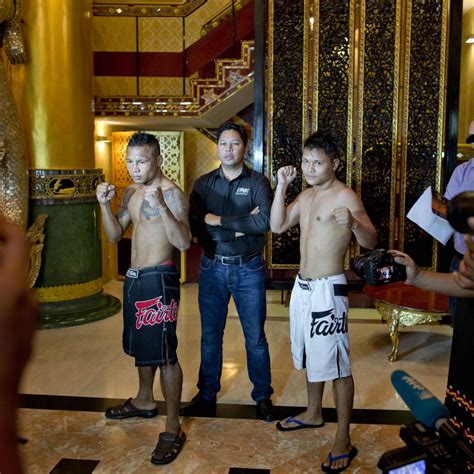 jian bing philippines|Tragedy strikes MMA; fighter dies after weight cut .